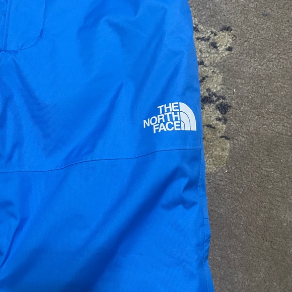 The North Face Boys Freedom Insulated Snow pants - Picture 11 of 12